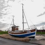 Pur Am Nordseedeich By Interhome Norddeich (Norden)